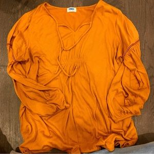 Old Navy maternity shirt medium